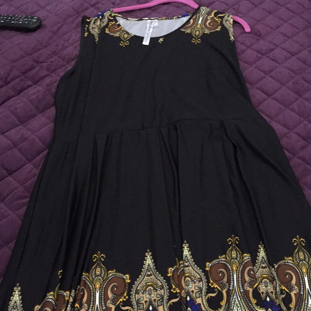 Dress blk with lots of surprises